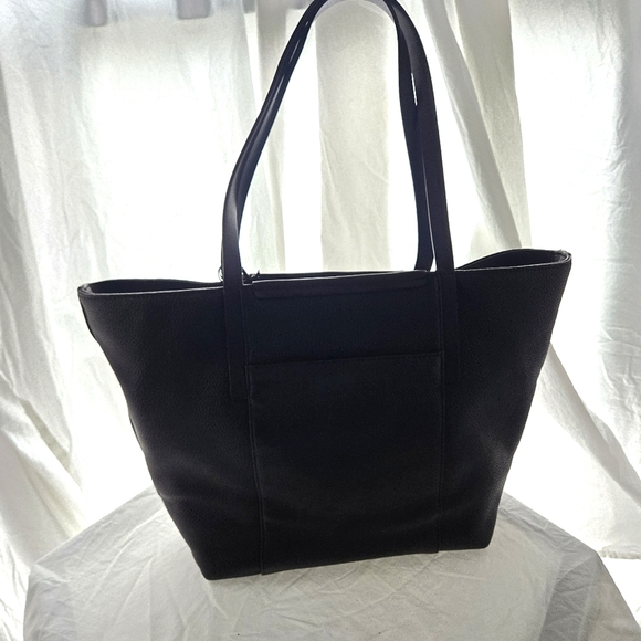 Gorgeous Radley London Tote EUC - Picture 3 of 16